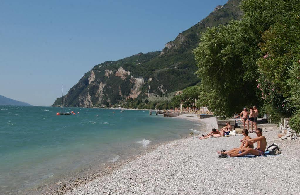 Campeggio Garda Otel Limone sul Garda Dış mekan fotoğraf